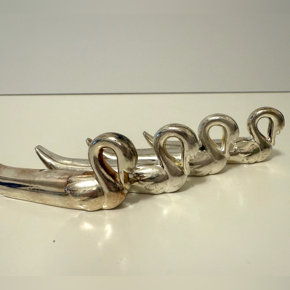 Set of 4 Vintage Silver-Plated Swan Knife Rests – Elegant Tableware